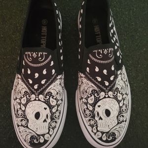 Paisley Skull Slip-Ons